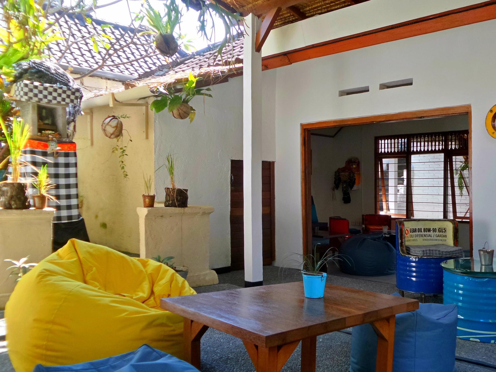 乌布 Friendly House Bali旅舍 外观 照片