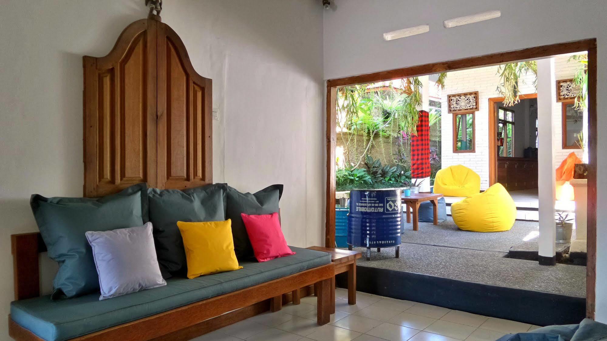 乌布 Friendly House Bali旅舍 外观 照片